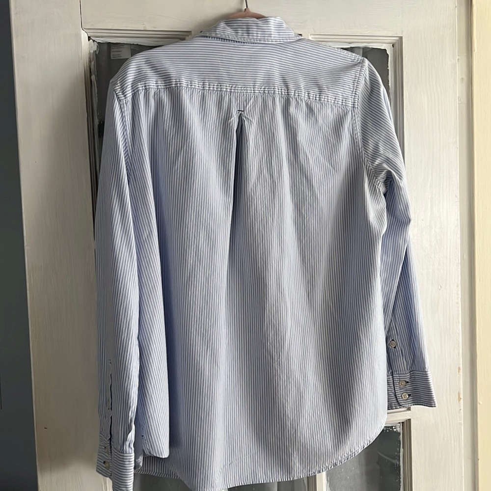 Vineyard Vines Blue Striped Button Down Shirt - Picture 5 of 7